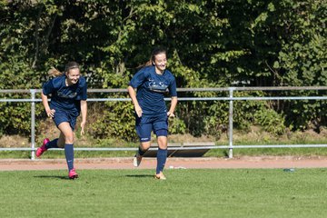 Bild 16 - B-Juniorinnen Krummesser SV - SV Henstedt Ulzburg : Ergebnis: 0:3